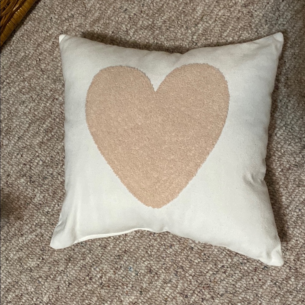 CLEAR OUT!! Price Reduced! Heart Design Throw Pillow